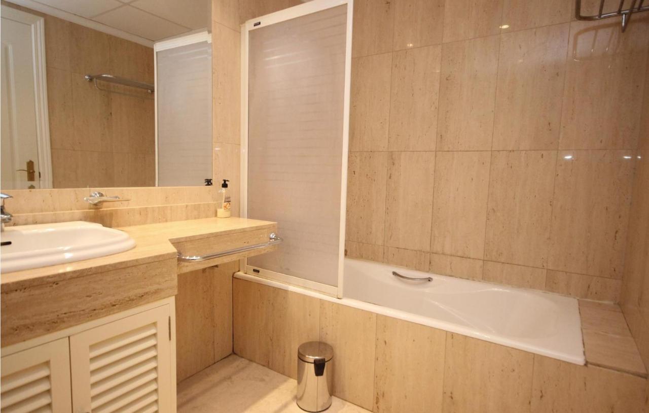Beautiful Apartment In Marbella-Elviria Exteriör bild