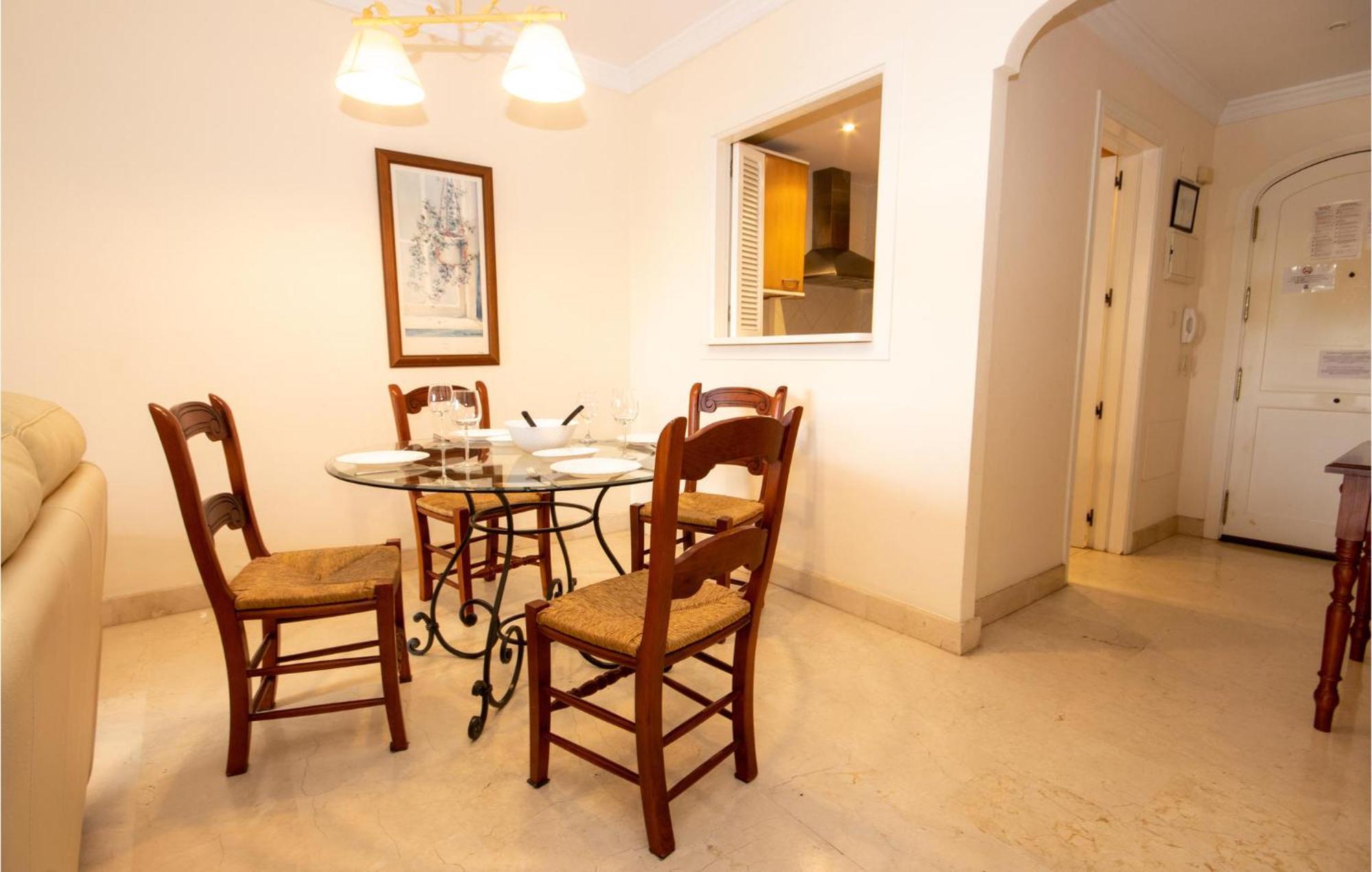 Beautiful Apartment In Marbella-Elviria Exteriör bild