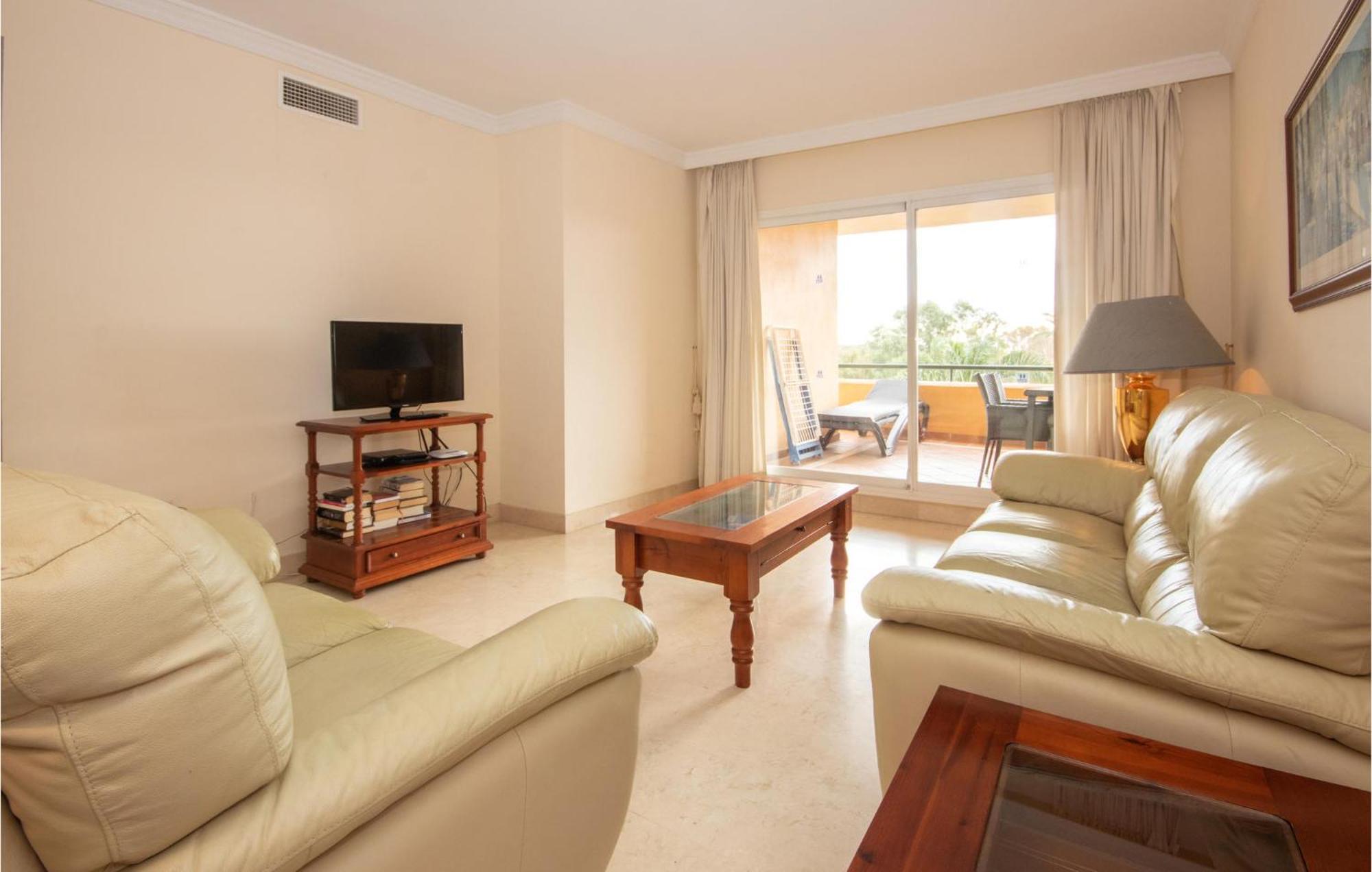 Beautiful Apartment In Marbella-Elviria Exteriör bild