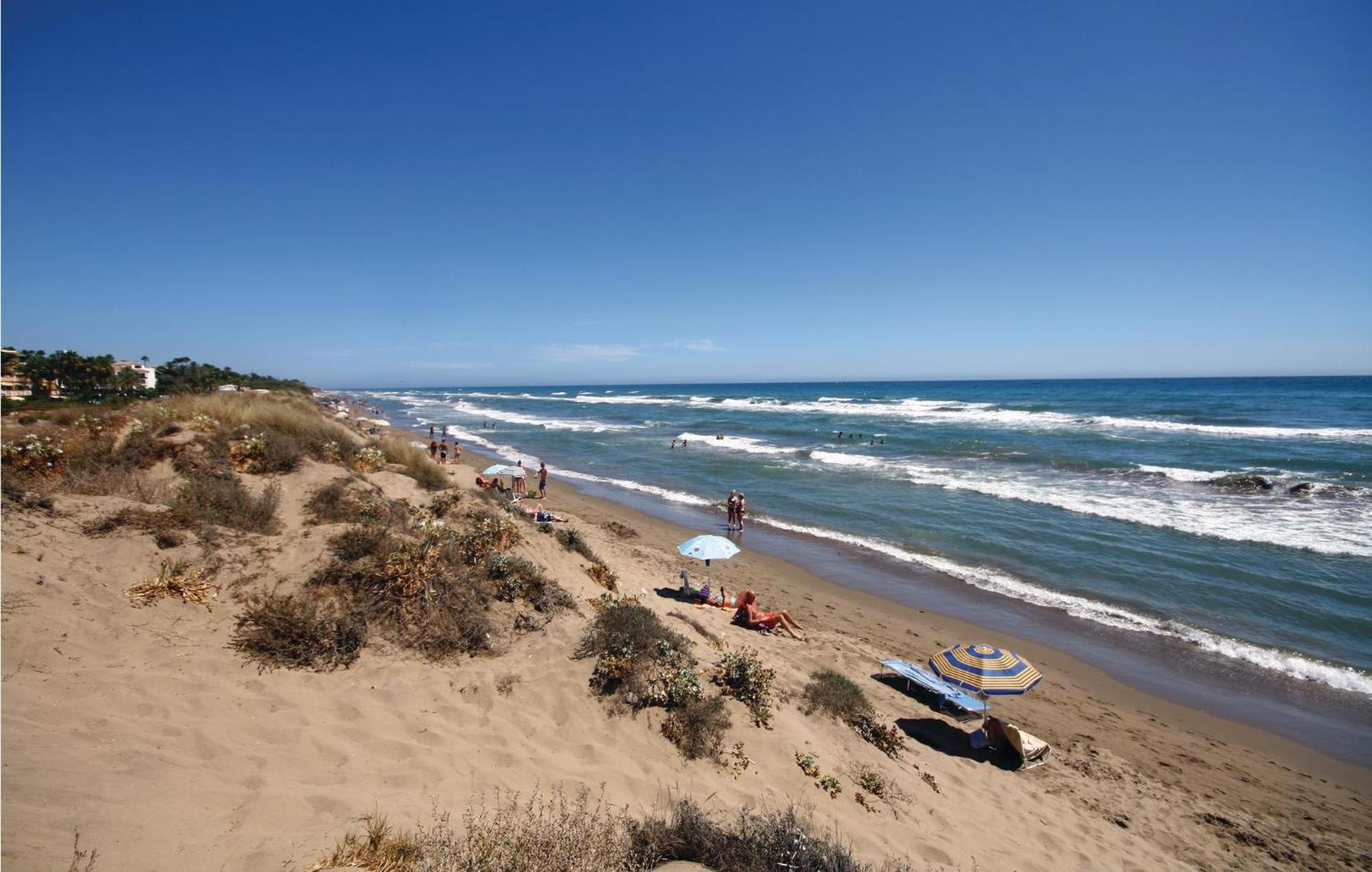 Beautiful Apartment In Marbella-Elviria Exteriör bild