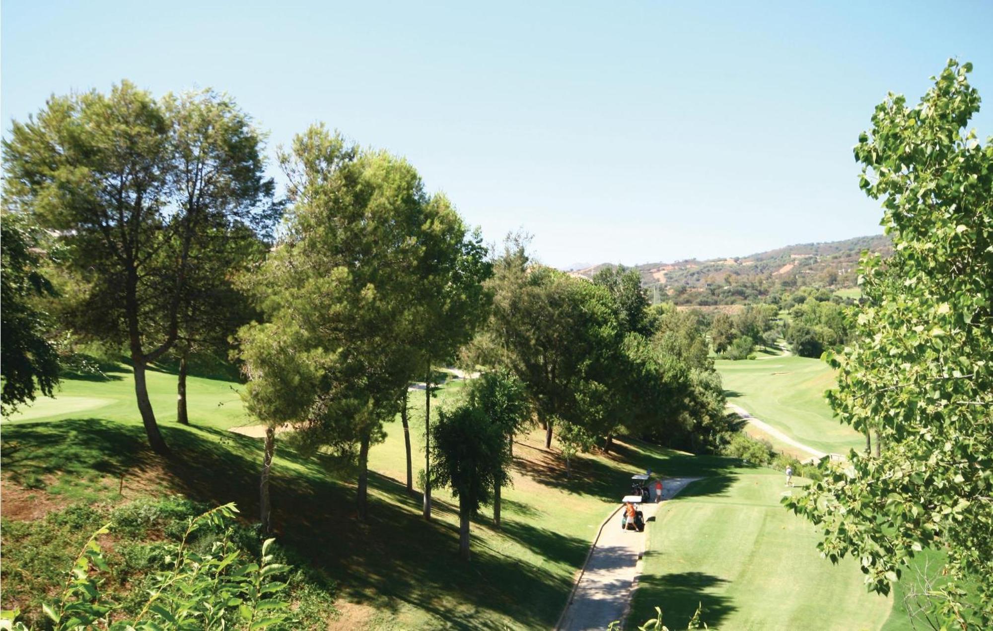 Beautiful Apartment In Marbella-Elviria Exteriör bild